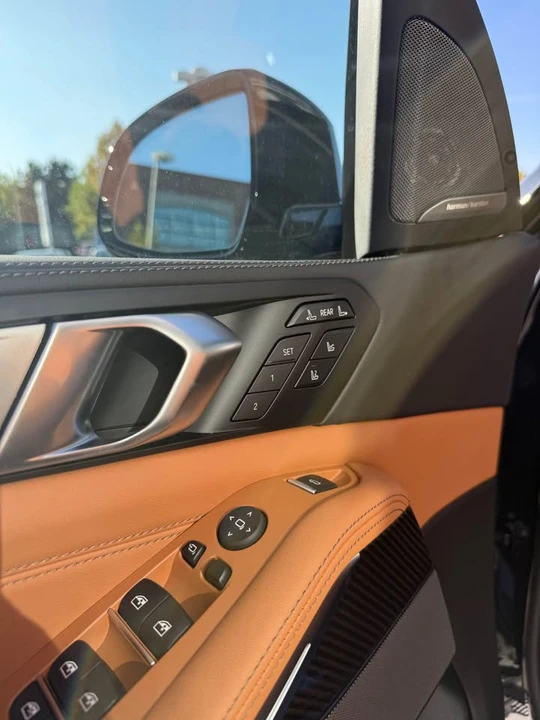 2027 BMW G07 X7 - Image 5 of 8