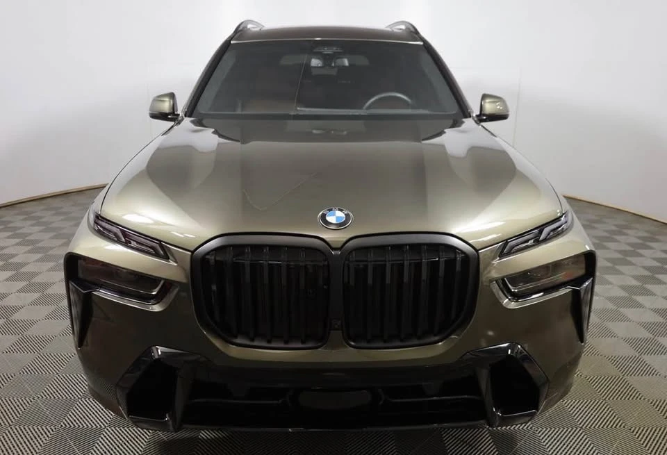 2027 BMW G07 X7 - Image 2 of 20