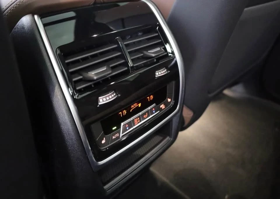 2027 BMW G07 X7 - Image 16 of 20