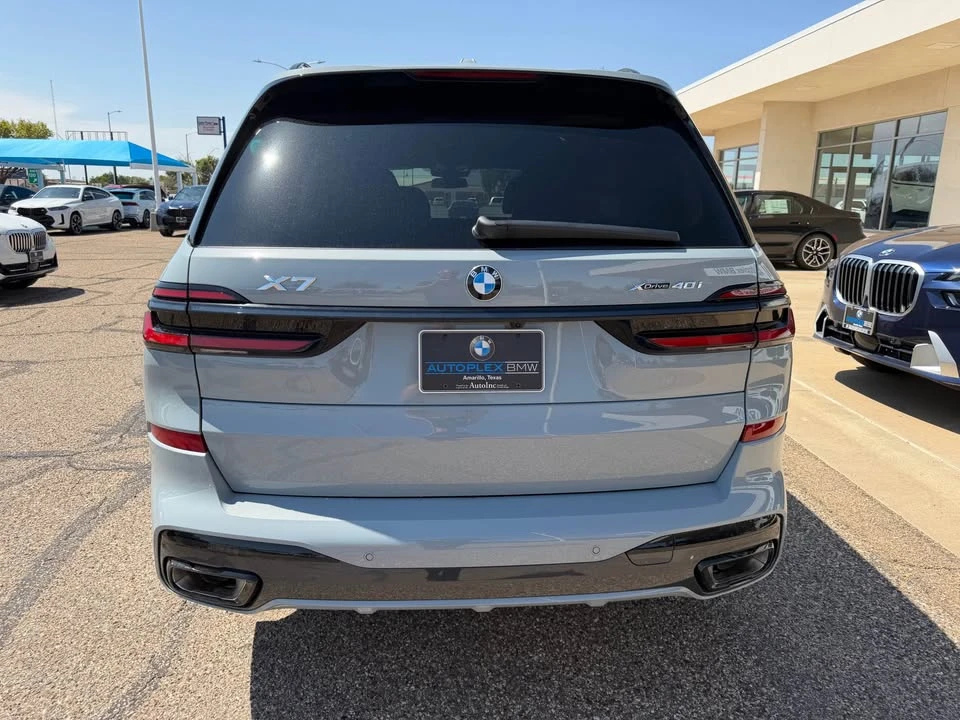 2027 BMW G07 X7 - Image 5 of 15