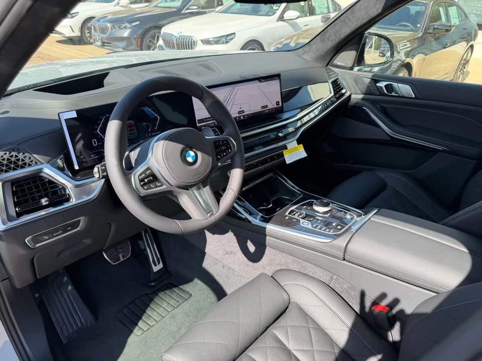 2027 BMW G07 X7 - Image 13 of 16