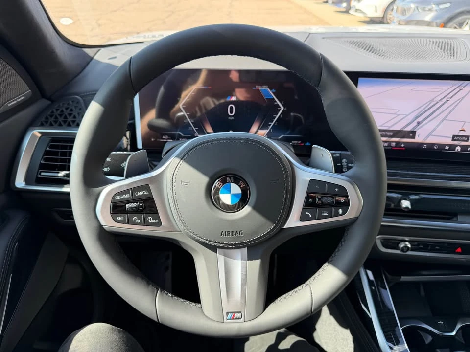 2027 BMW G07 X7 - Image 15 of 16
