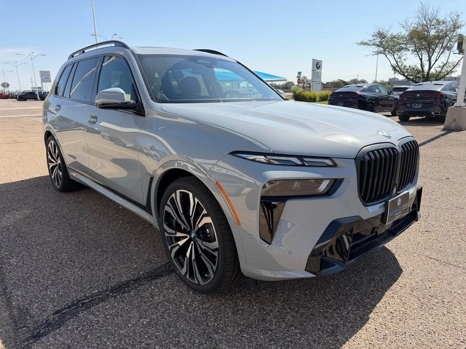 2027 BMW G07 X7 - Image 7 of 16