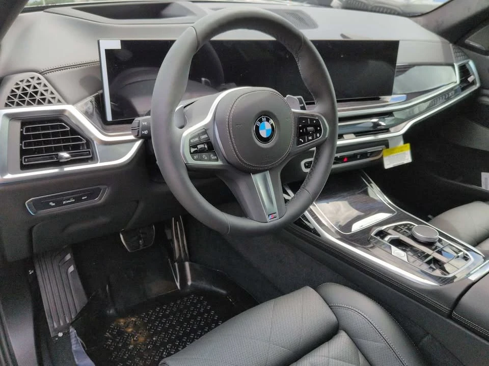 2027 BMW G07 X7 - Image 9 of 19