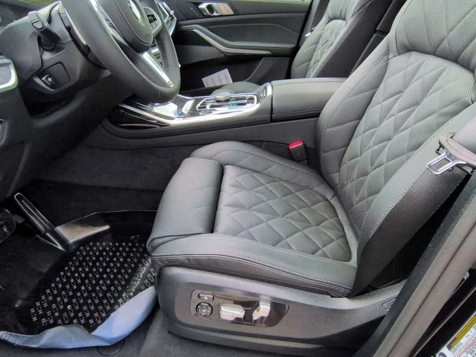 2027 BMW G07 X7 - Image 16 of 19