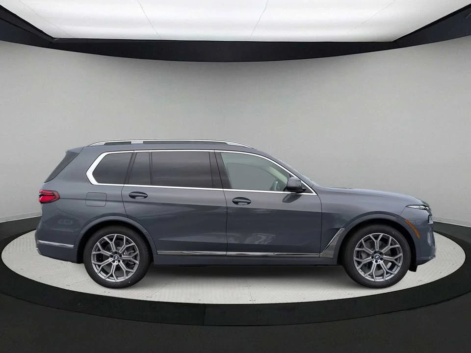 2027 BMW G07 X7 - Image 9 of 20