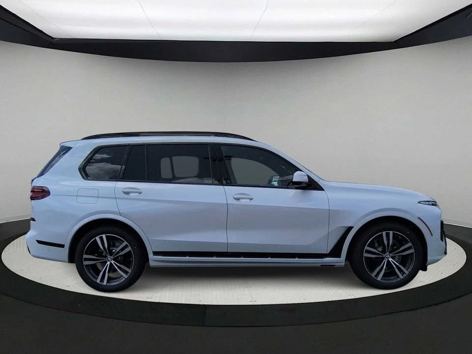 2027 BMW G07 X7 - Image 9 of 20