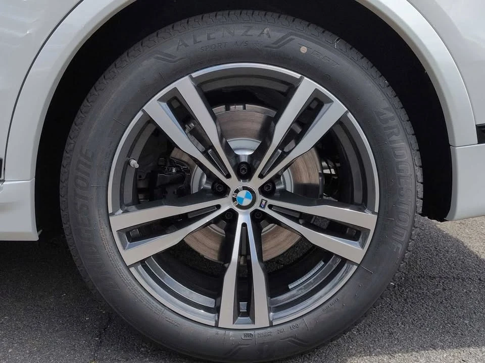 2027 BMW G07 X7 - Image 14 of 20