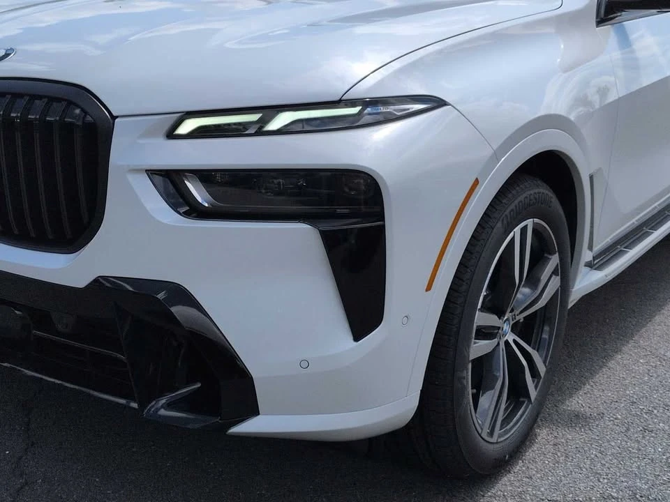 2027 BMW G07 X7 - Image 11 of 20