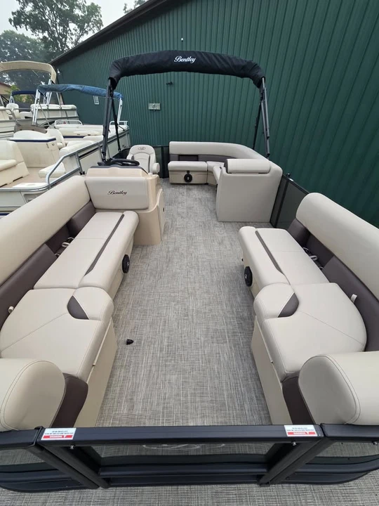 2027 Bentley - Image 3 of 8