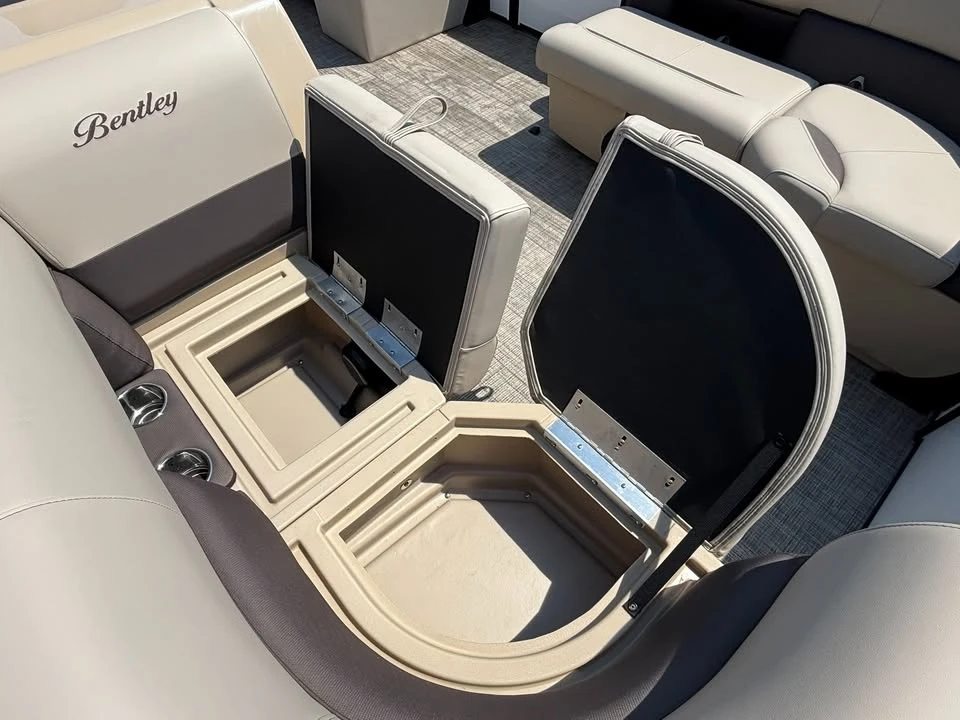 2027 Bentley - Image 20 of 20