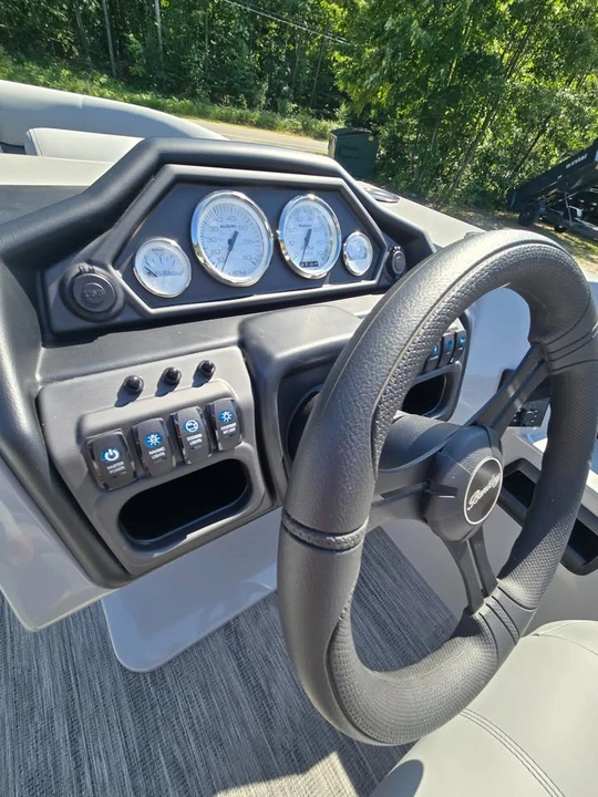 2027 Bentley - Image 10 of 16