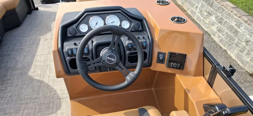 2027 Bentley - Image 4 of 10