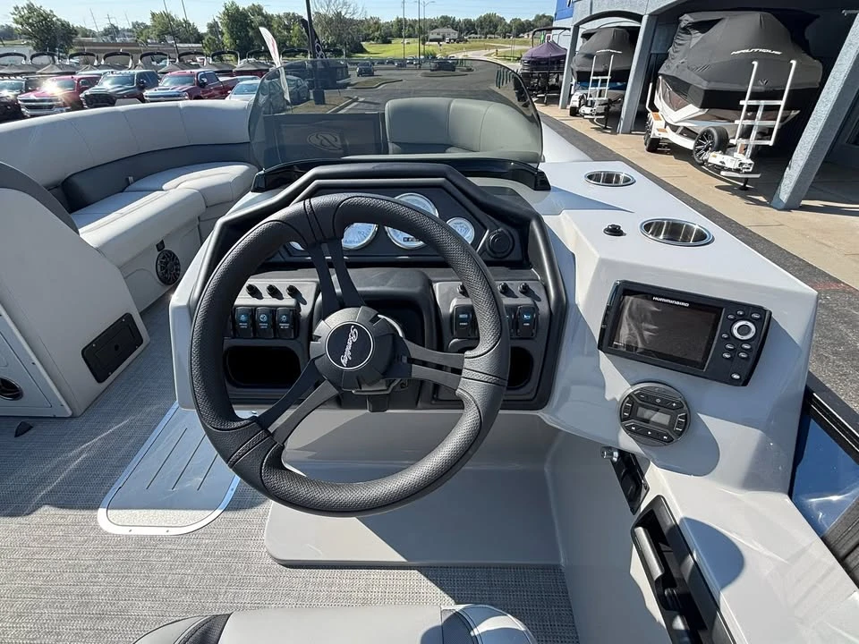 2027 Bentley - Image 7 of 20