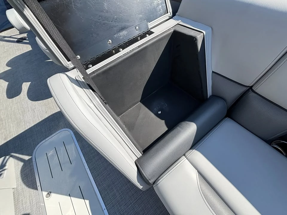 2027 Bentley - Image 20 of 20