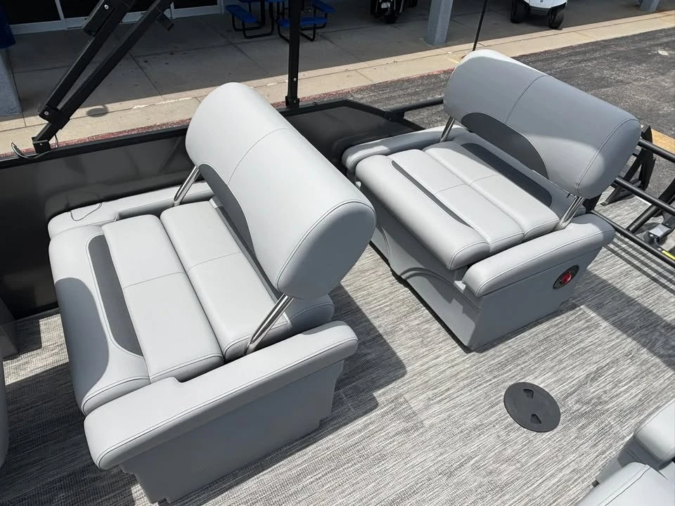 2027 Bentley - Image 15 of 20