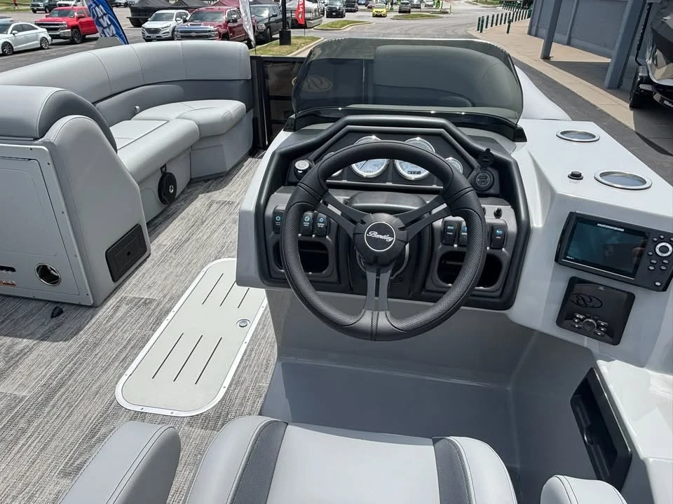 2027 Bentley - Image 11 of 20