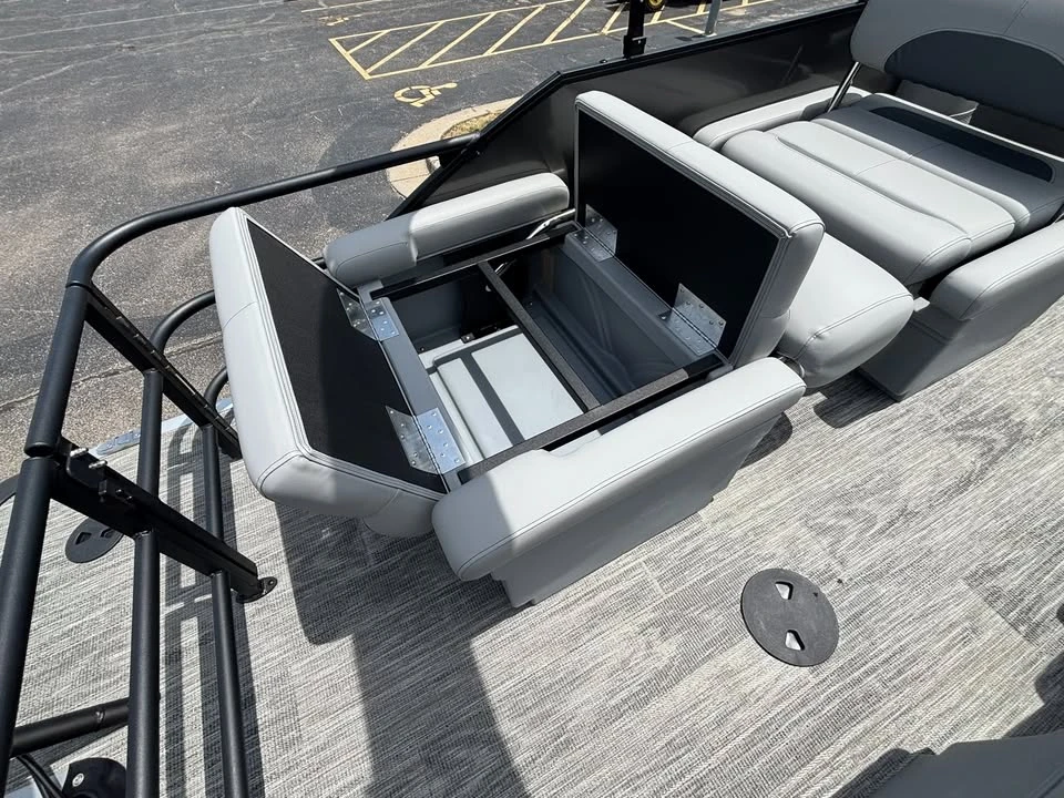 2027 Bentley - Image 20 of 20