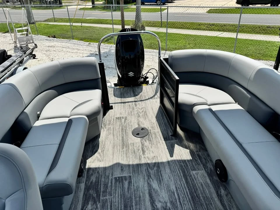 2027 Bentley - Image 10 of 20