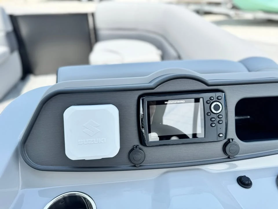 2027 Bentley - Image 13 of 20