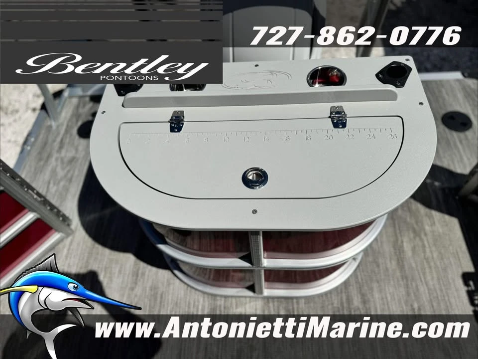 2027 Bentley - Image 18 of 20
