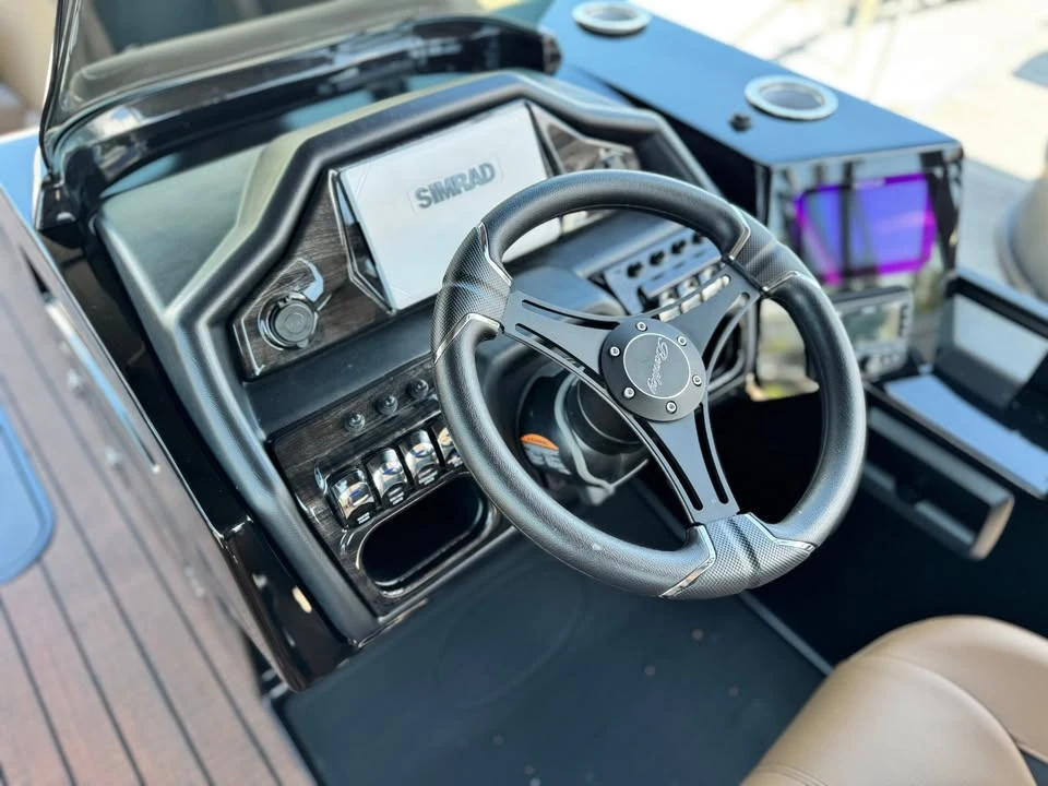2027 Bentley - Image 10 of 19