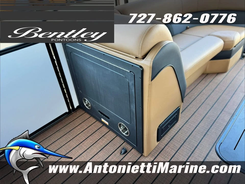 2027 Bentley - Image 14 of 19