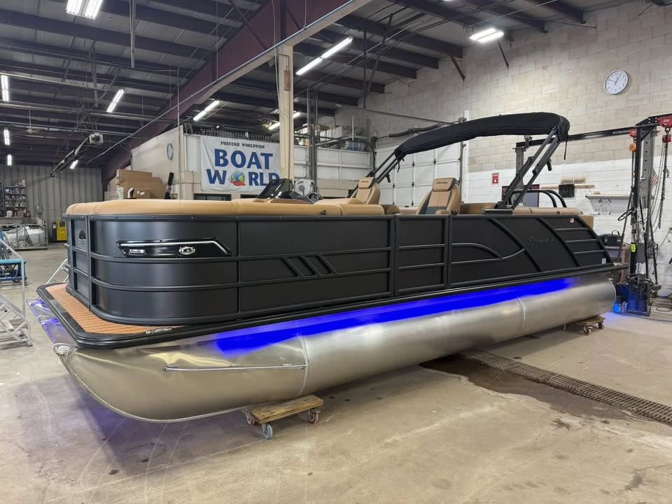 2027 Bentley - Image 18 of 20
