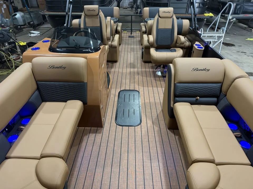 2027 Bentley - Image 8 of 20