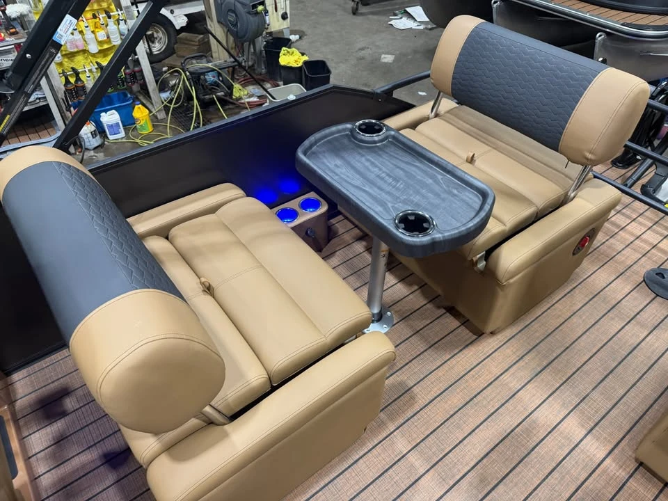 2027 Bentley - Image 16 of 20