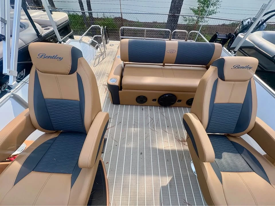2027 Bentley - Image 5 of 8