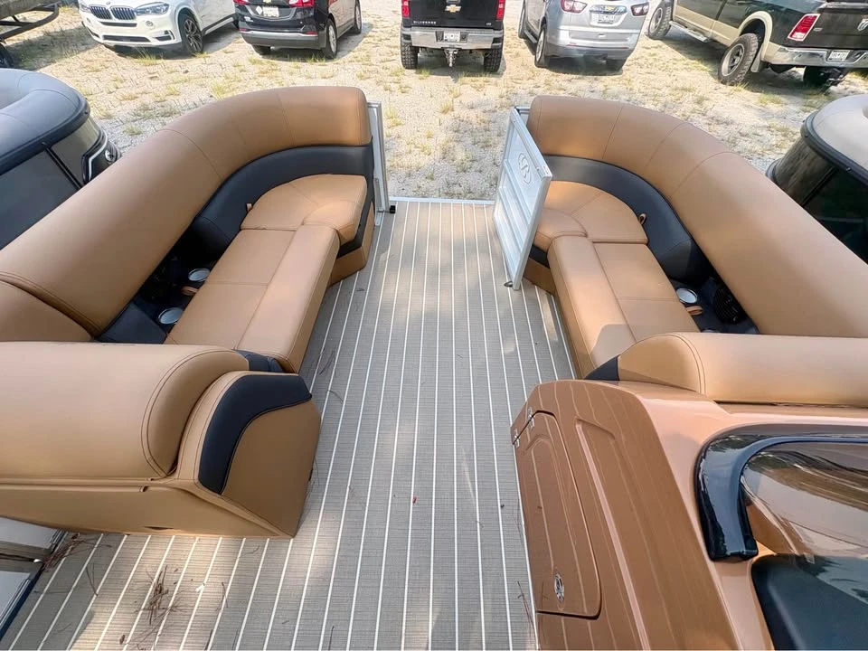 2027 Bentley - Image 4 of 8
