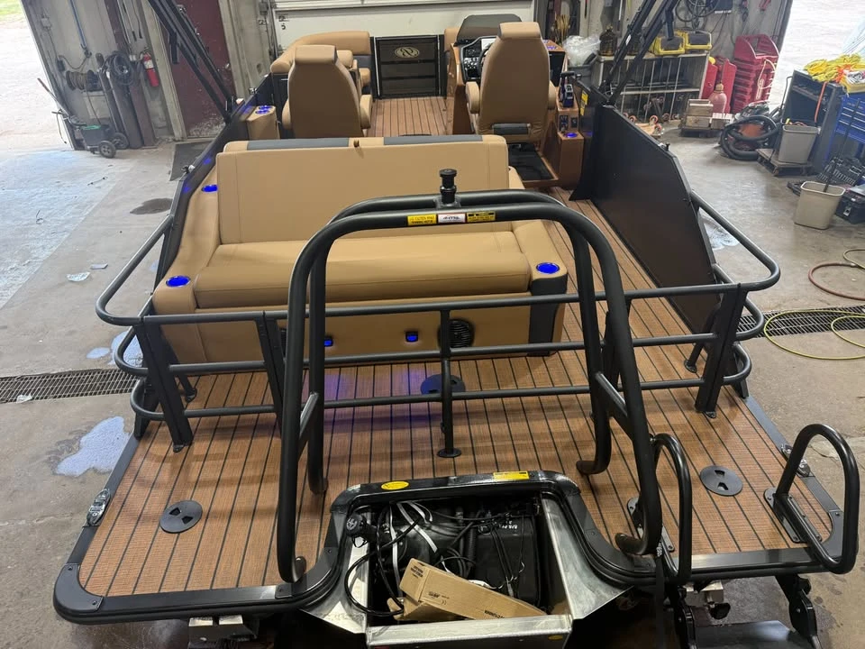 2027 Bentley - Image 6 of 20