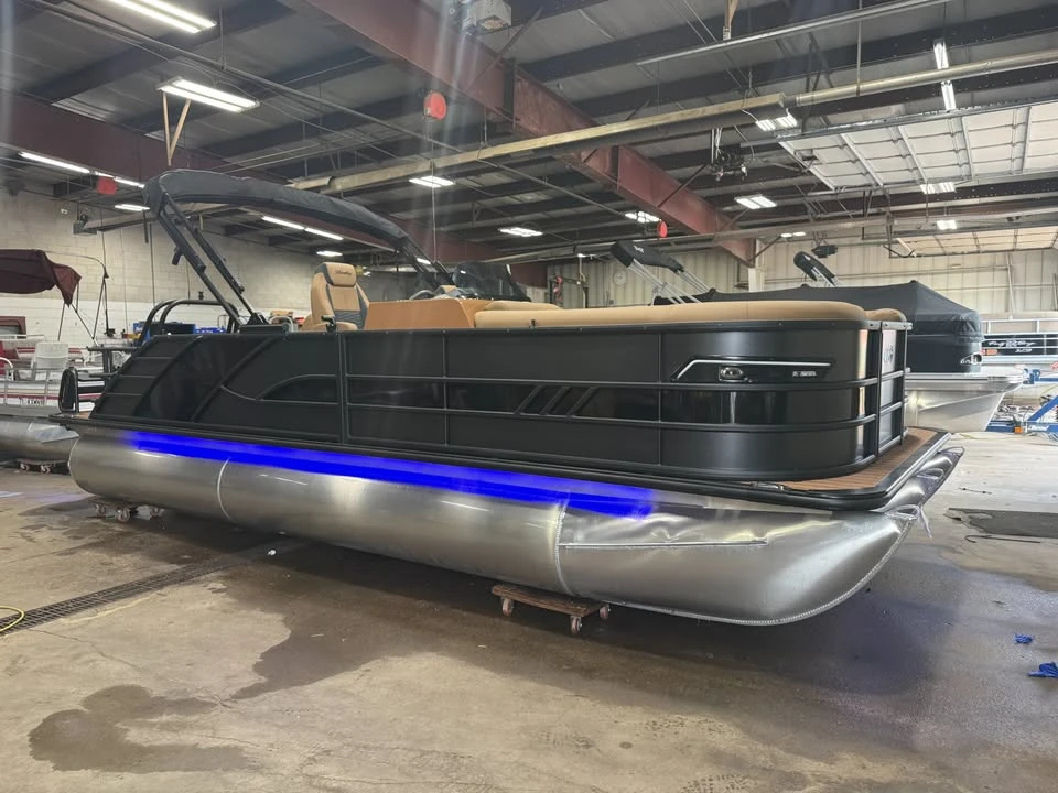 2027 Bentley - Image 19 of 20