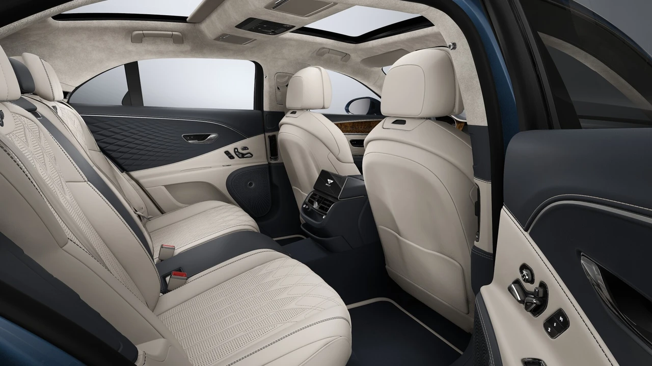 2027 Bentley Continental - Image 9 of 10