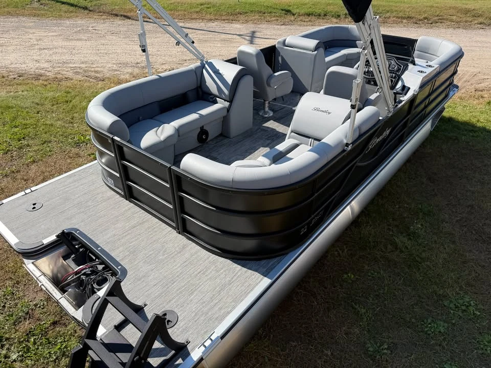 2027 Bentley - Image 7 of 20
