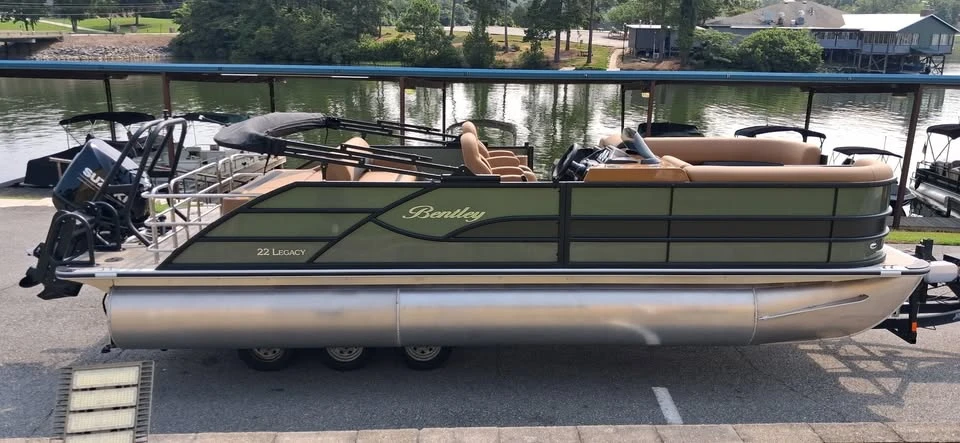 2027 Bentley - Image 4 of 10
