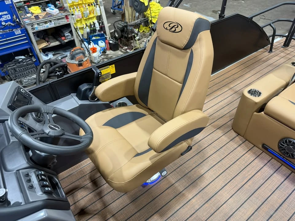 2027 Bentley - Image 10 of 20