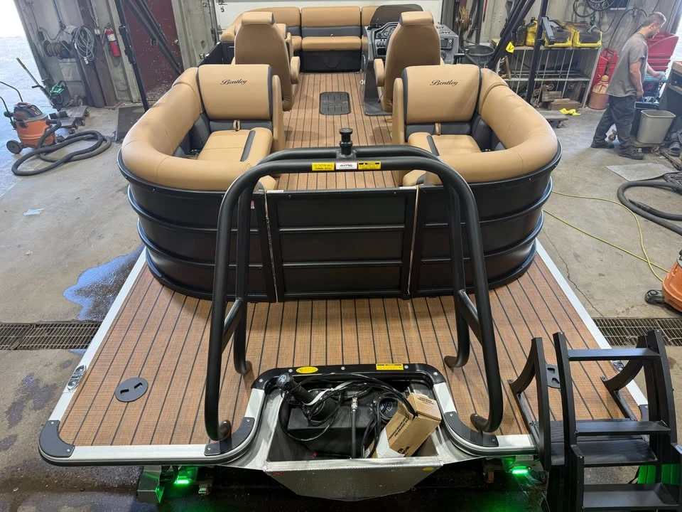 2027 Bentley - Image 6 of 20
