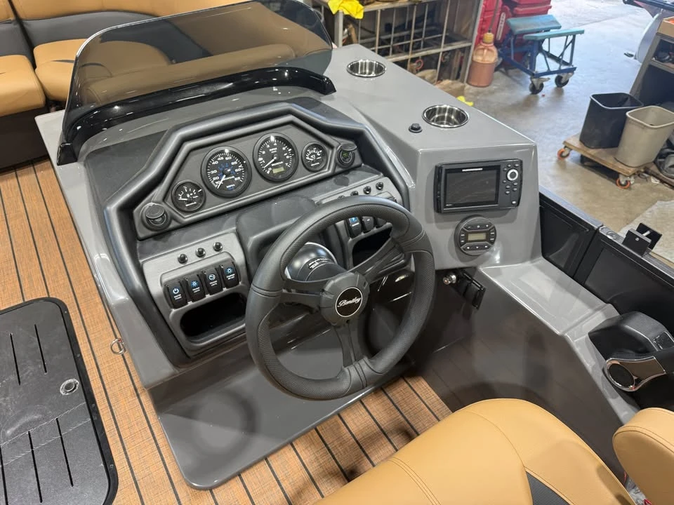 2027 Bentley - Image 12 of 20