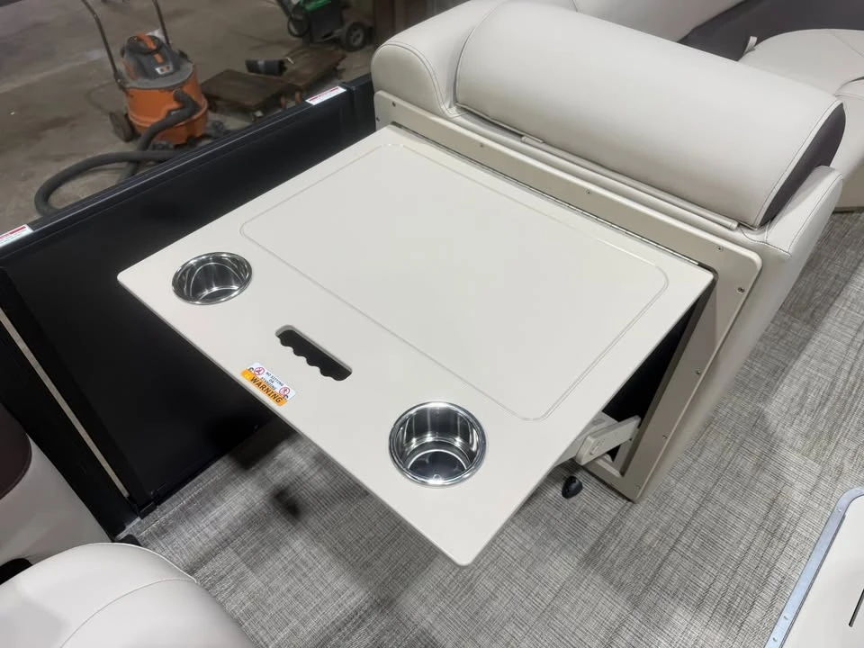 2027 Bentley - Image 16 of 20