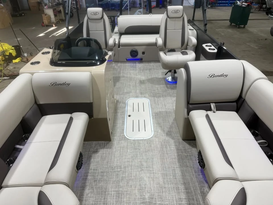 2027 Bentley - Image 6 of 20