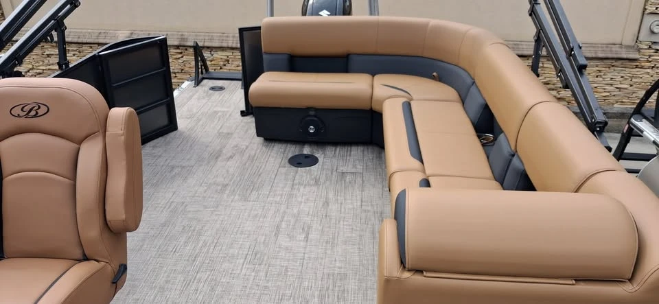 2027 Bentley - Image 7 of 9