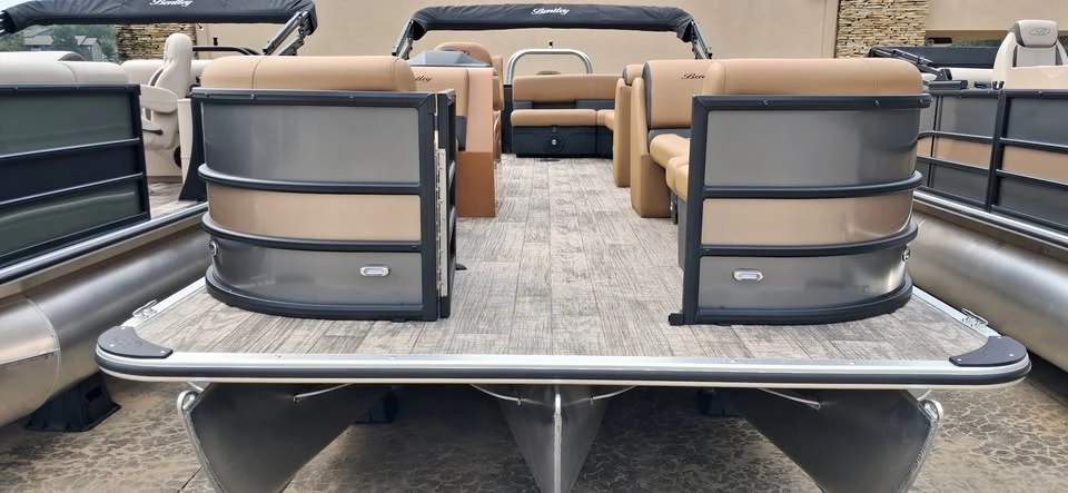 2027 Bentley - Image 3 of 9