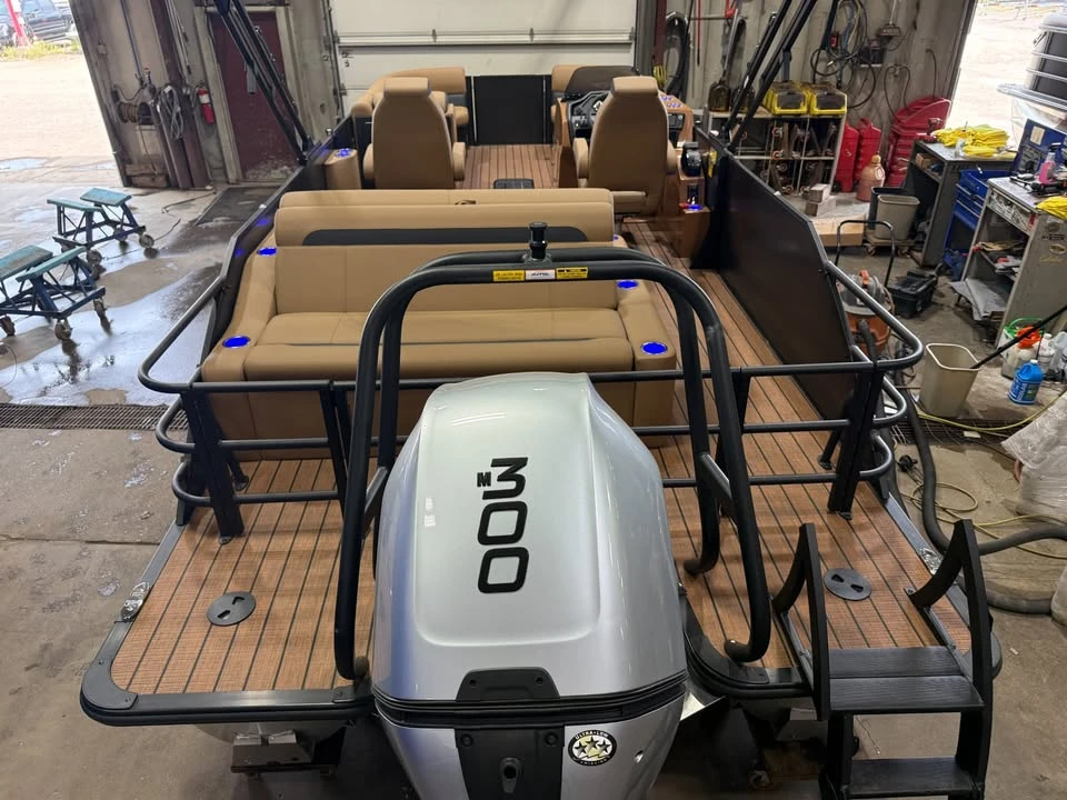 2027 Bentley - Image 6 of 20