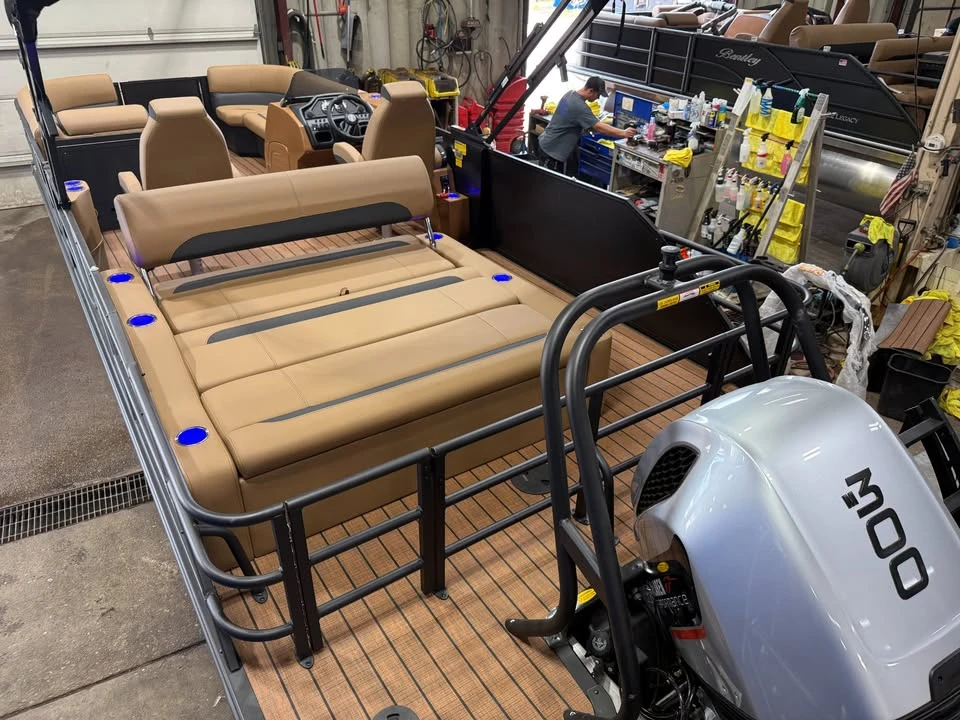 2027 Bentley - Image 20 of 20