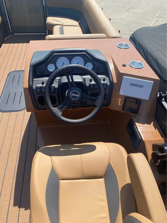 2027 Bentley - Image 15 of 20