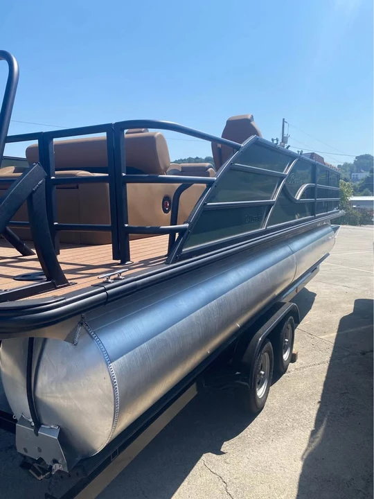2027 Bentley - Image 8 of 20