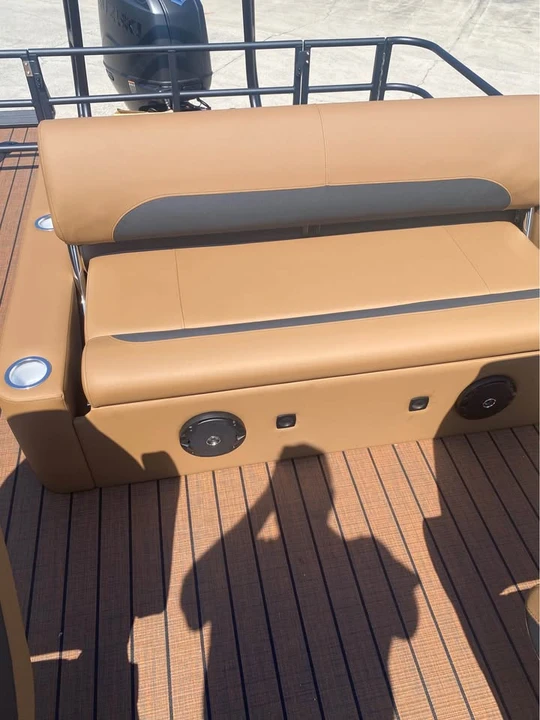 2027 Bentley - Image 18 of 20