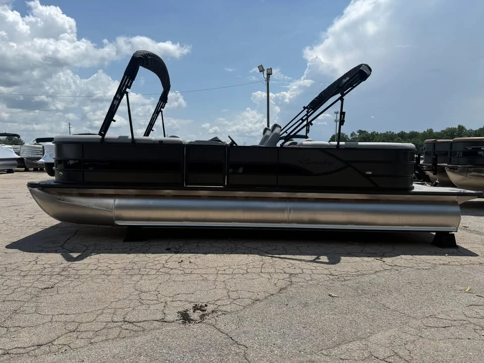 2027 Bentley - Image 3 of 20